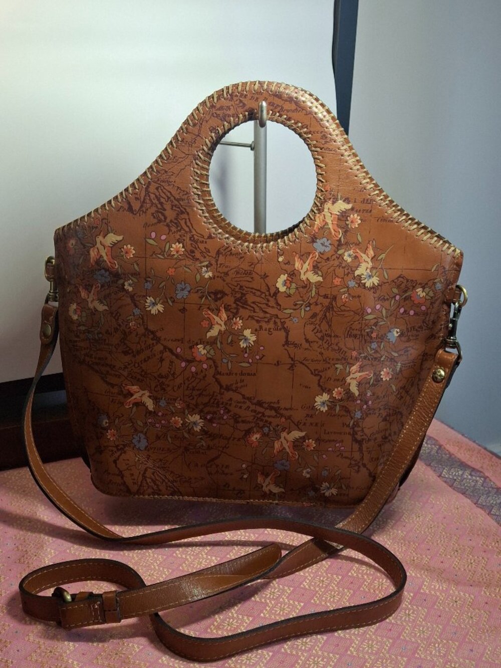 Patricia Nash Moretto Shopper Floral, Birds & Map Design